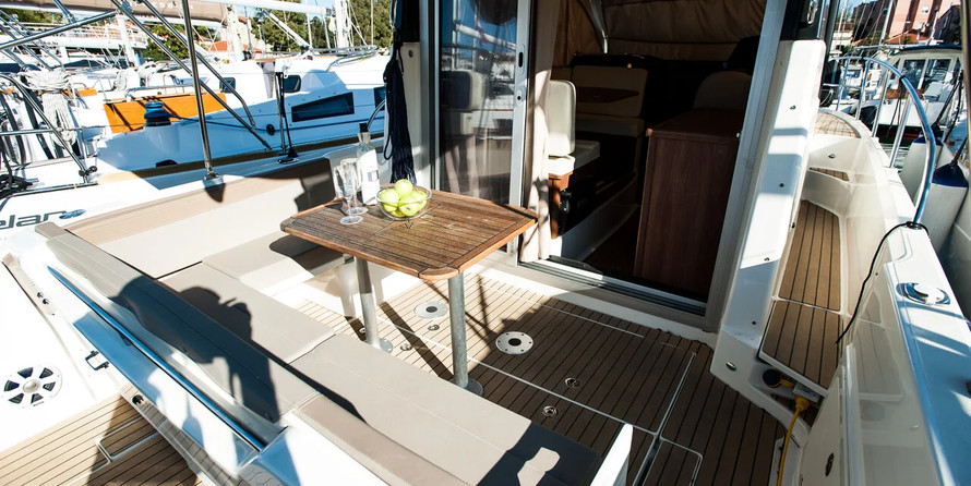 Quicksilver Activ 855 Weekend