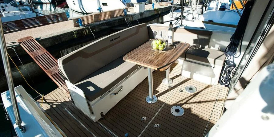 Quicksilver Activ 855 Weekend