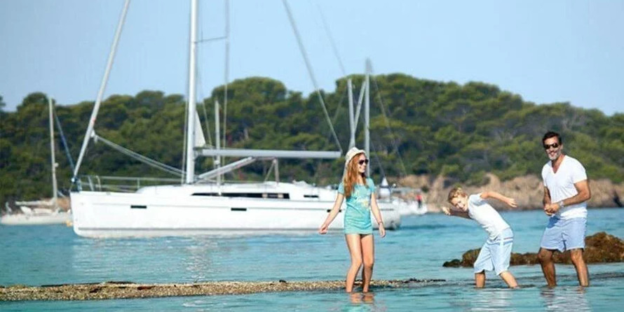 Bavaria Cruiser 41 - 3 cab.