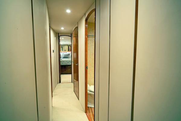 Viking Enclosed Bridge