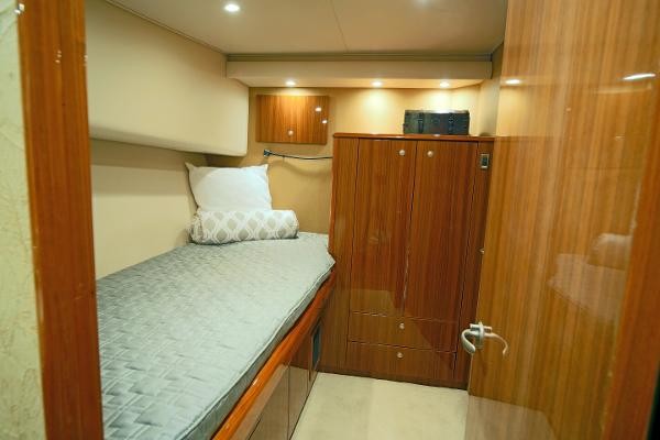 Viking Enclosed Bridge