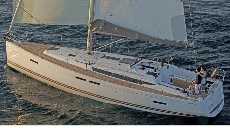 Sun Odyssey 439