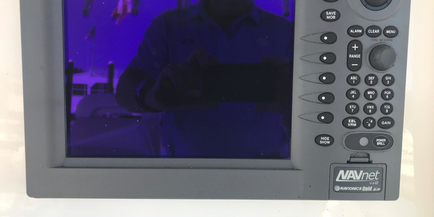 Boston Whaler 320 Outrage Cuddy Cabin