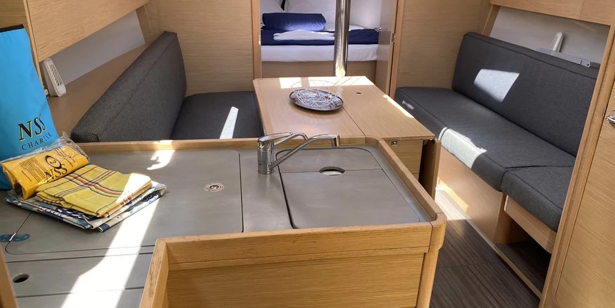 Dufour 360 Grand Large