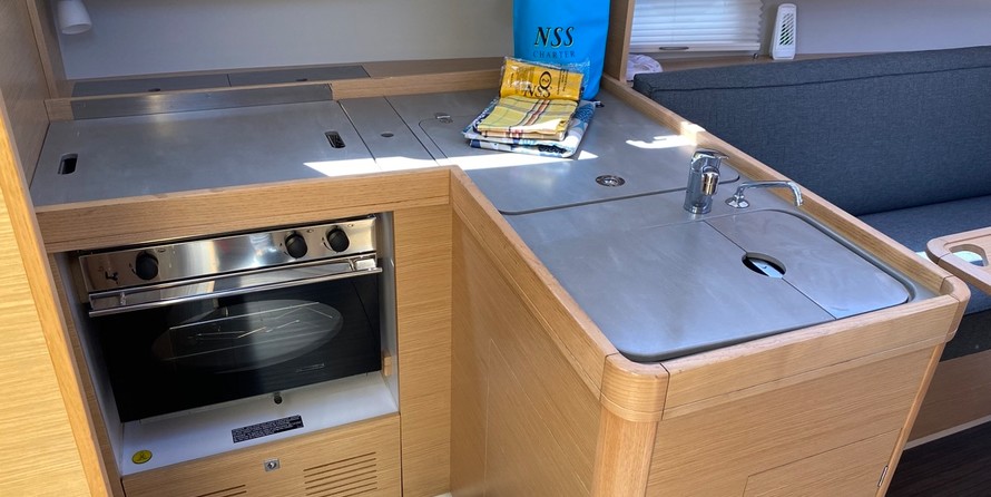 Dufour 360 Grand Large