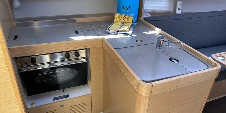 Dufour 360 Grand Large