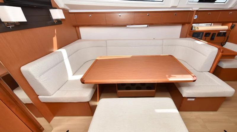 Bavaria Cruiser 41