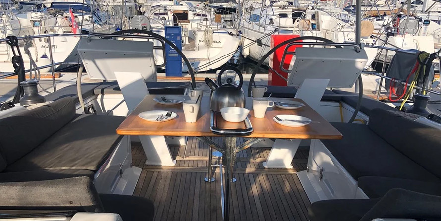 Hanse 455