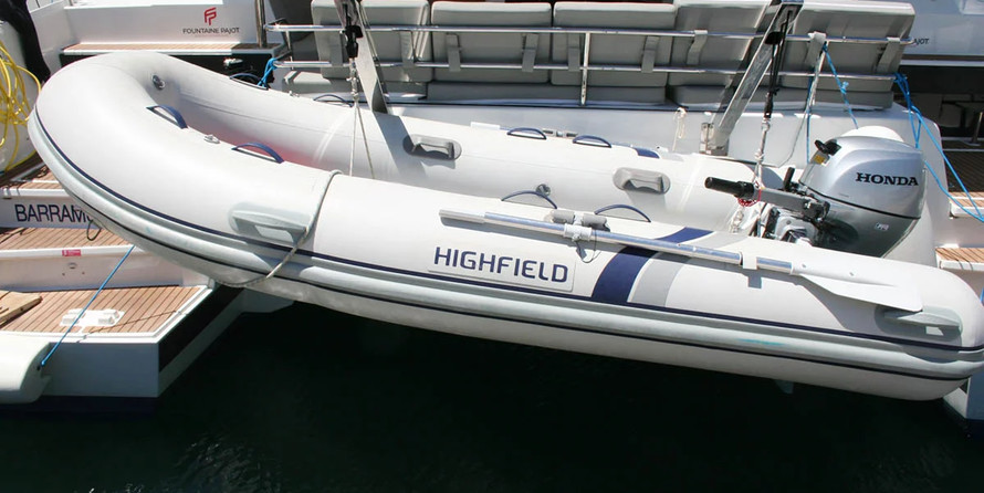 Fountaine Pajot Astrea 42