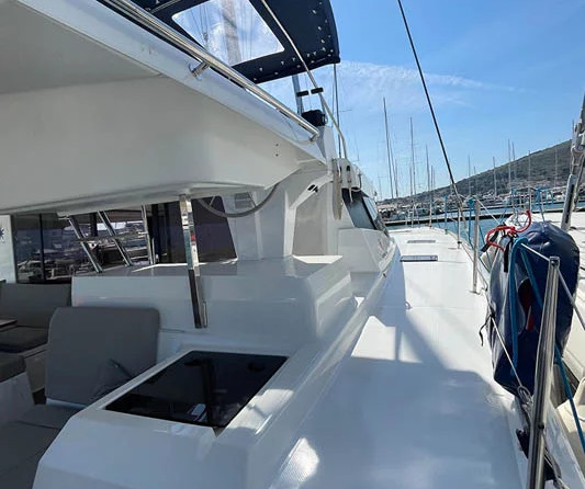 Fountaine Pajot Astrea 42