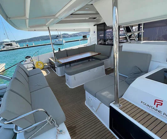 Fountaine Pajot Astrea 42