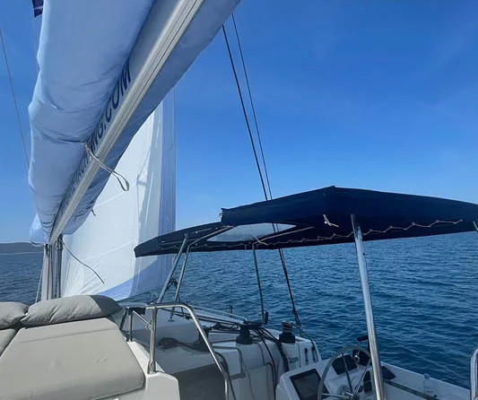 Fountaine Pajot Astrea 42