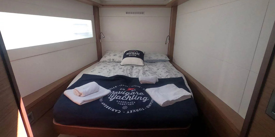 Fountaine Pajot Astrea 42