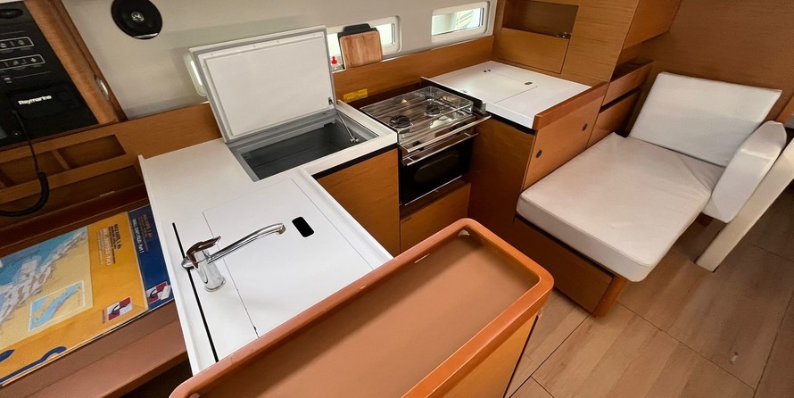 Jeanneau Sun Odyssey 410