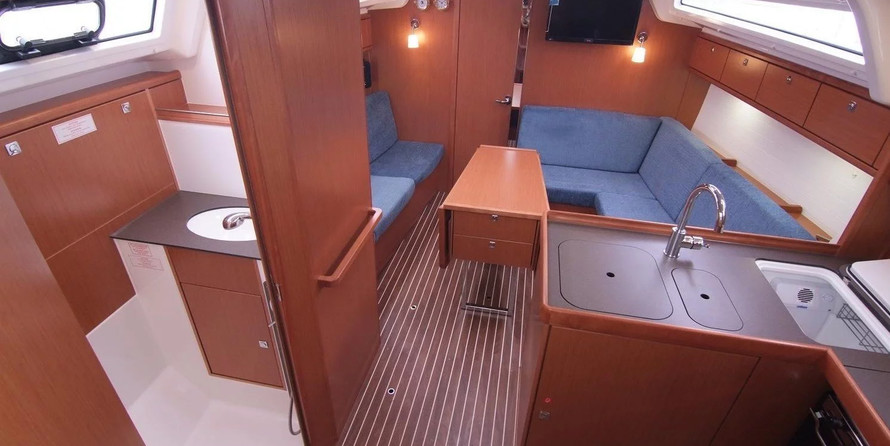 Bavaria 37 Cruiser
