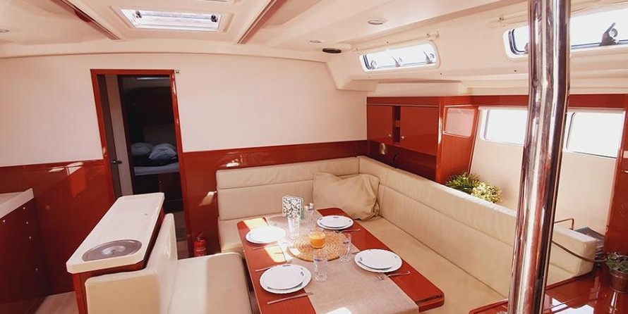 Hanse 505 - 5 + 1 cab.