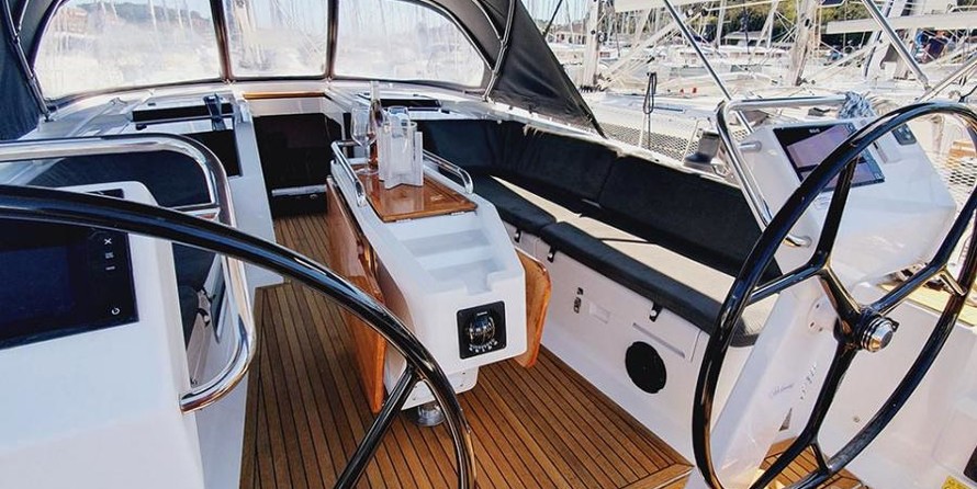 Hanse 505 - 5 + 1 cab.