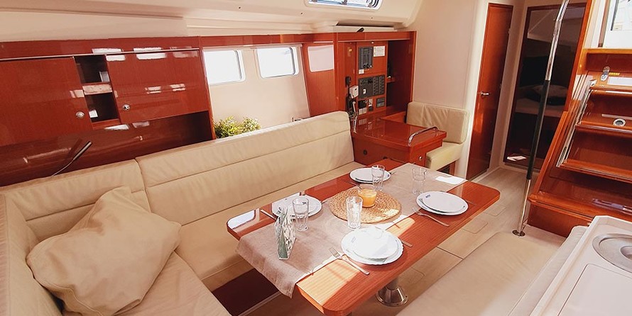 Hanse 505 - 5 + 1 cab.