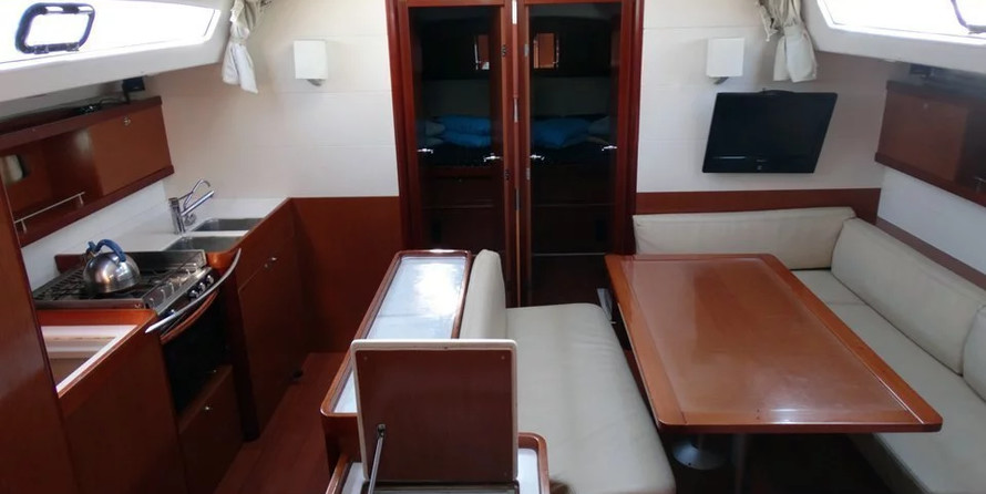 Beneteau Oceanis 50 Family