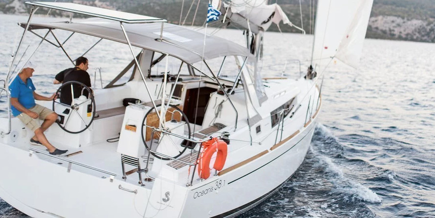 Beneteau Oceanis 38.1