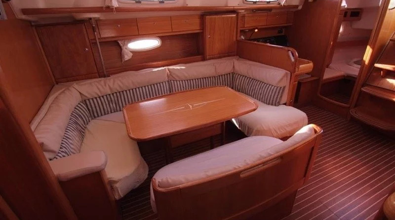 Bavaria 42 Cruiser