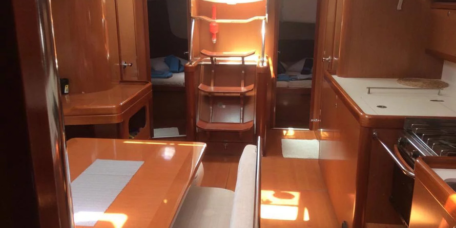 Beneteau Oceanis 46