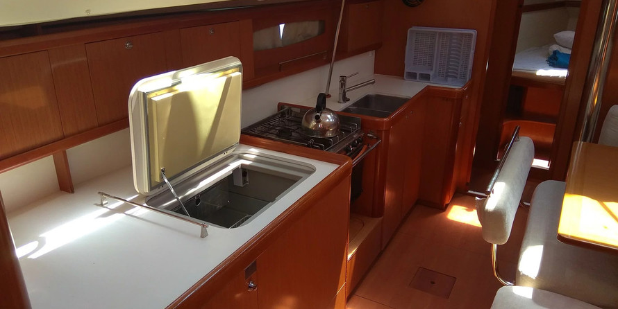 Beneteau Oceanis 46