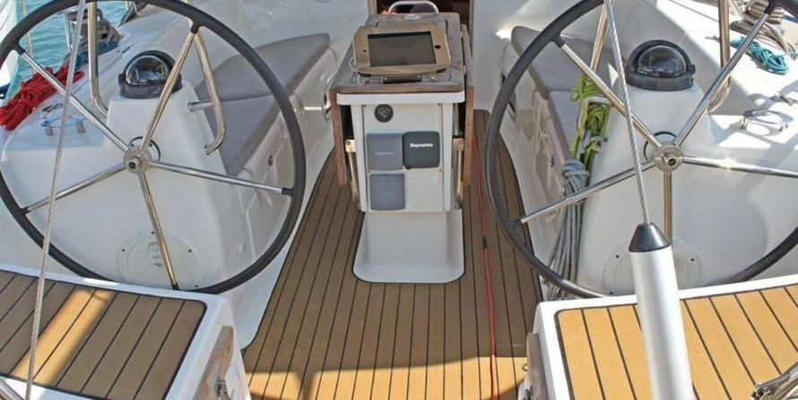 Bavaria 42 Cruiser