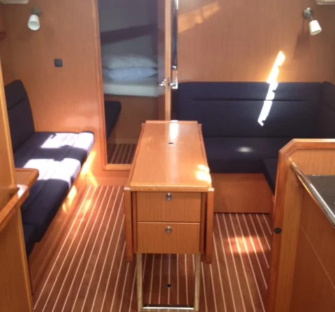 Bavaria Cruiser 36