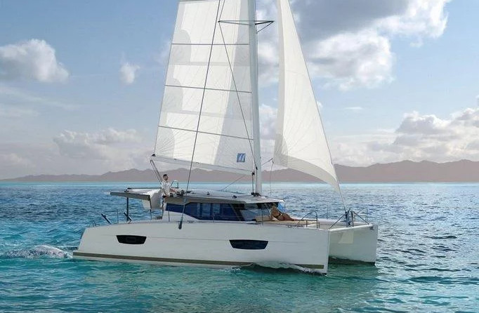 Fountaine Pajot Lucia 40