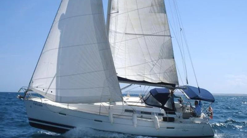 Beneteau Oceanis 37