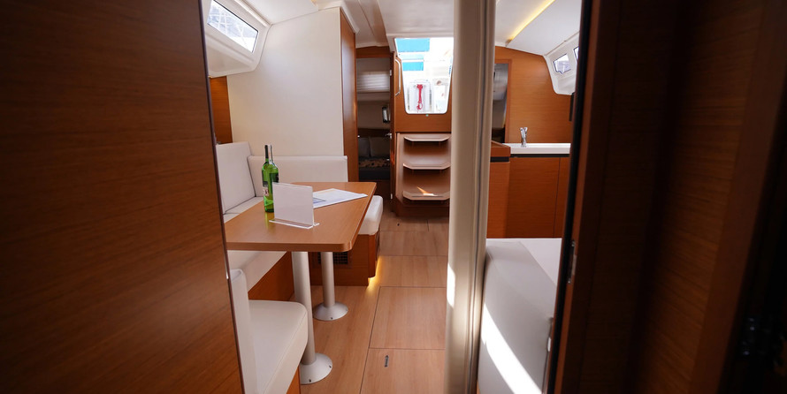 Jeanneau Sun Odyssey 410