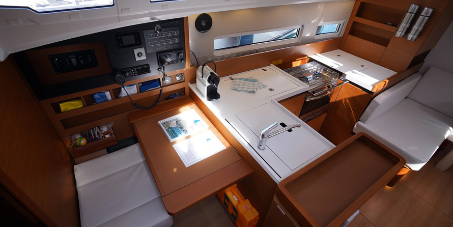 Jeanneau Sun Odyssey 410