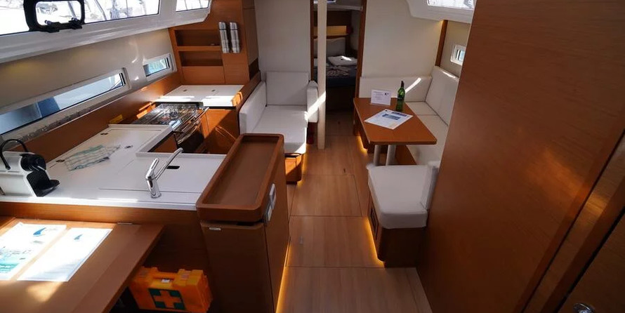 Jeanneau Sun Odyssey 410