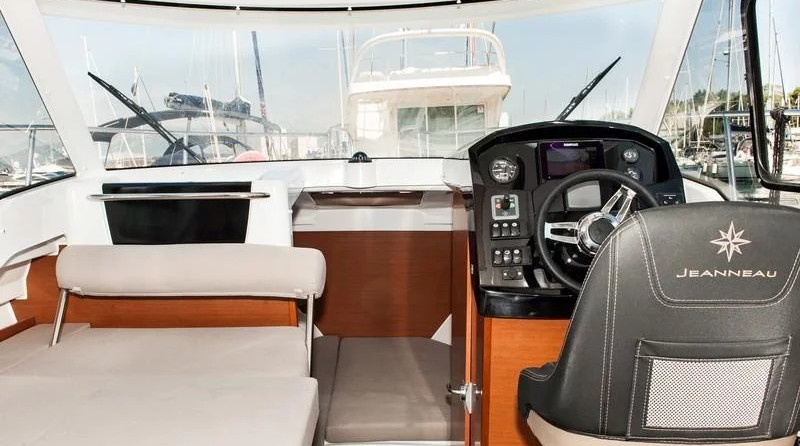 Jeanneau Merry Fisher 795