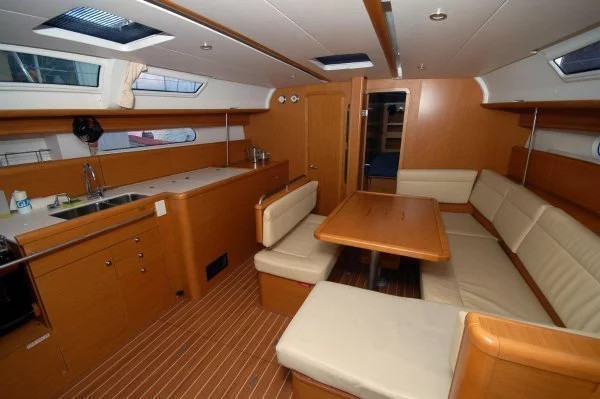 Jeanneau Sun Odyssey 44i