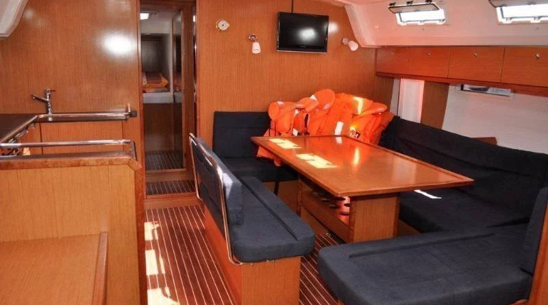 Bavaria Cruiser 50