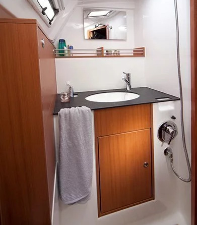 Bavaria Cruiser 36