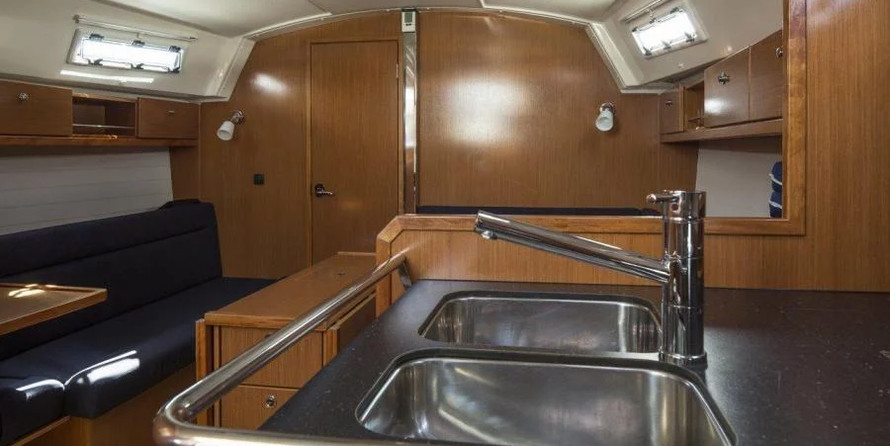 Bavaria Cruiser 36