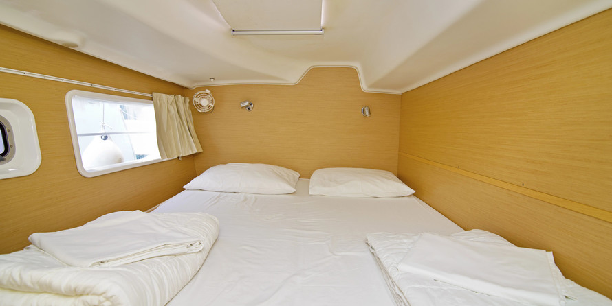 Lagoon 380