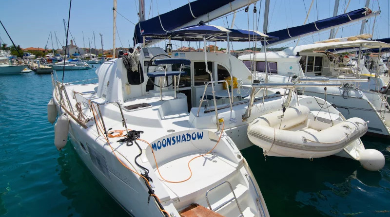 Lagoon 380
