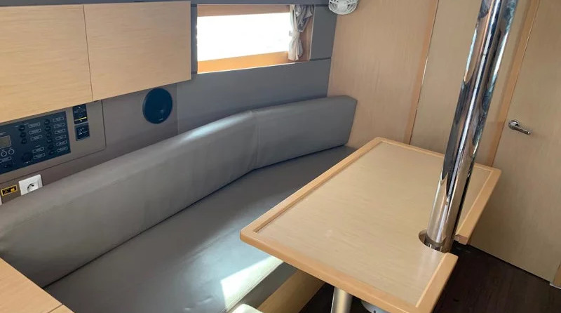 Beneteau Oceanis 35.1