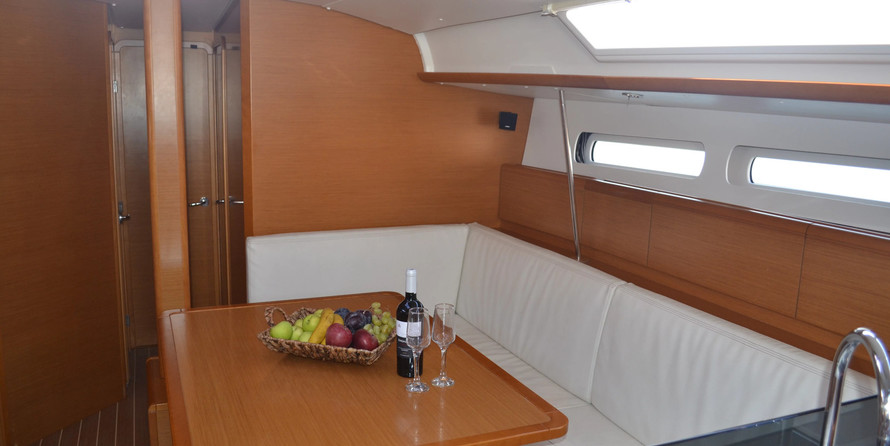 Sun Odyssey 439
