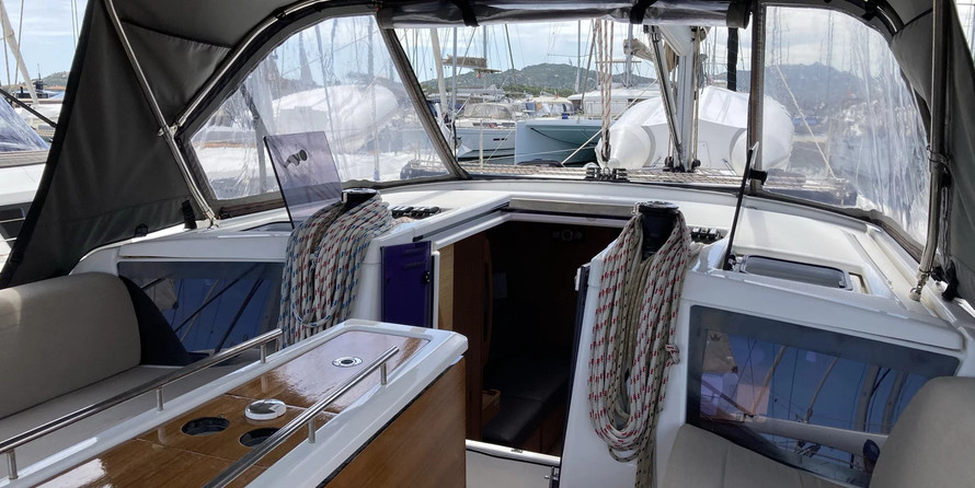 Dufour 390 Grand Large