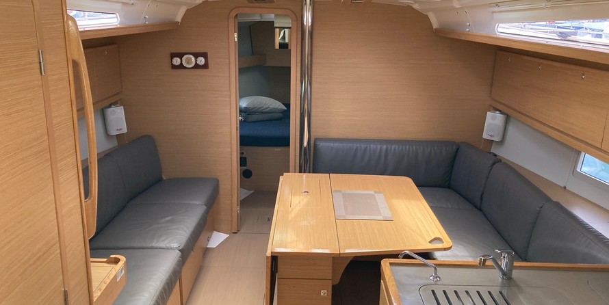 Dufour 390 Grand Large