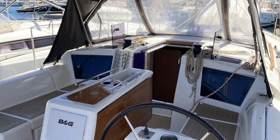 Dufour 390 Grand Large
