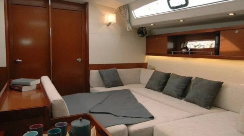 Beneteau Oceanis 50 Family