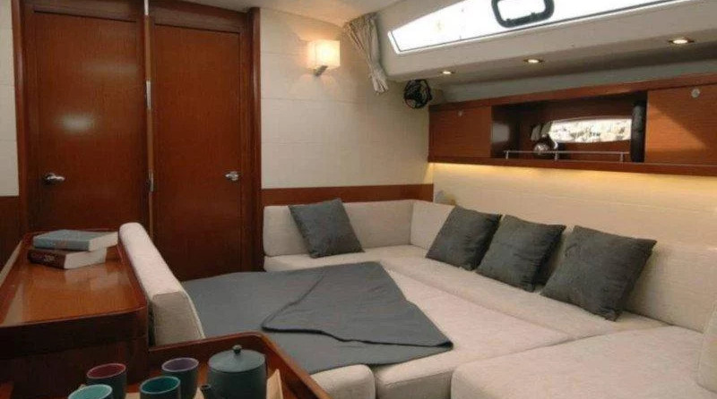 Beneteau Oceanis 50 Family