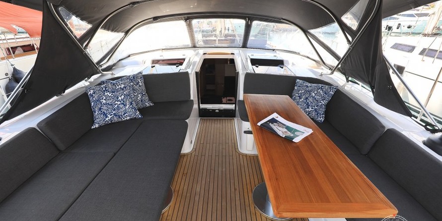 Hanse 508