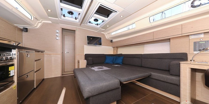 Hanse 508